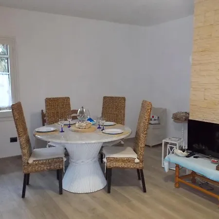 빌라 Baia Del Corsaro - New Sea Panoramic In Sardinia, Italy - 250 Mt Beach&sea Full Comfort-wifi-parking-privacy 토레 데이 코르사리